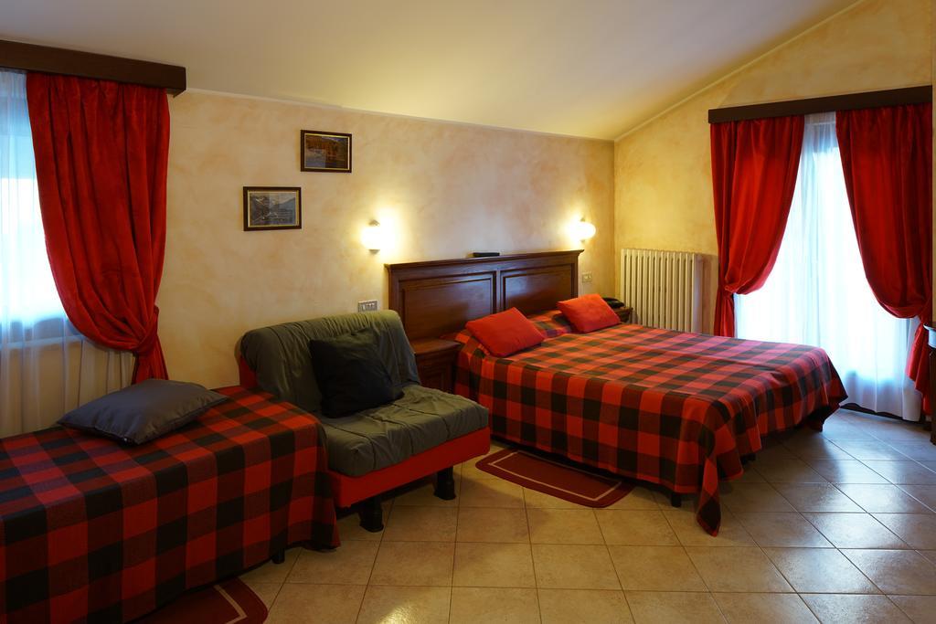 Hotel Al Caminetto Valtournenche Exterior photo