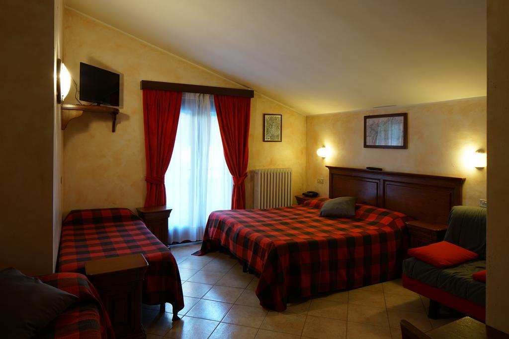 Hotel Al Caminetto Valtournenche Exterior photo